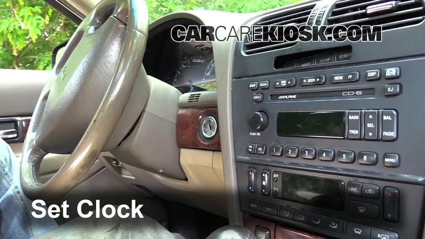 2002 Lincoln LS 3.9L V8 Clock